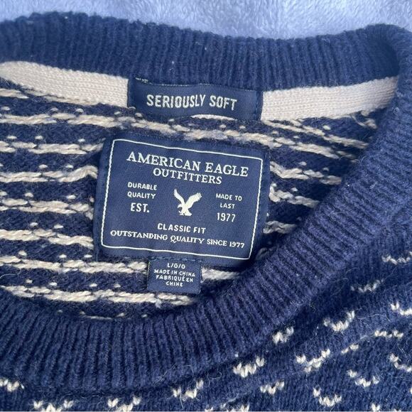 American Eagle Navy Knit Men’s Crewneck Sweater Blue White Pullover Sz Large - Picture 3 of 8